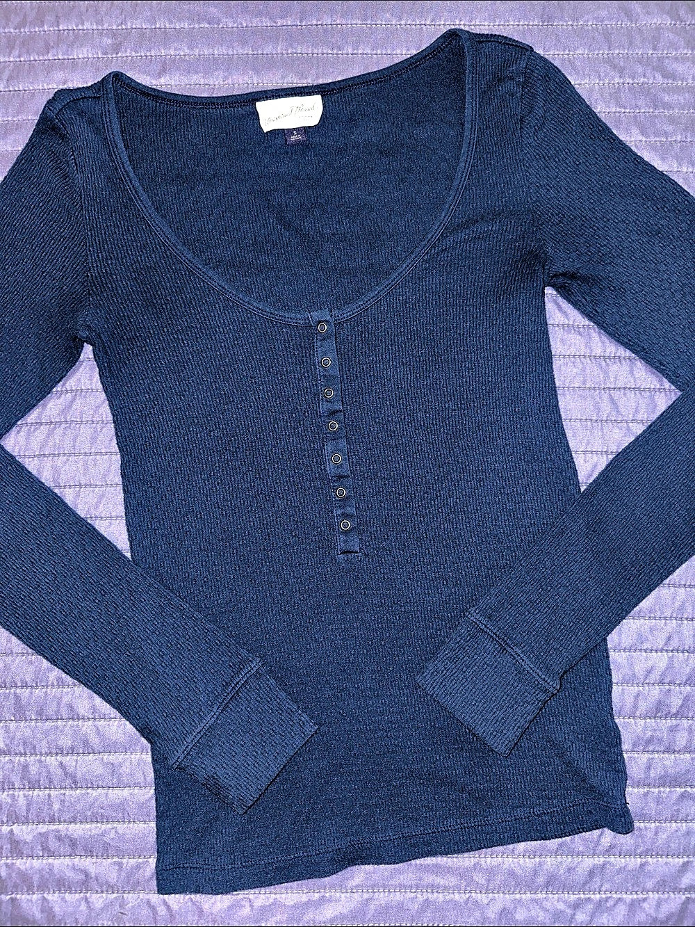 Women's Cotton Henley Top Size Medium Like New